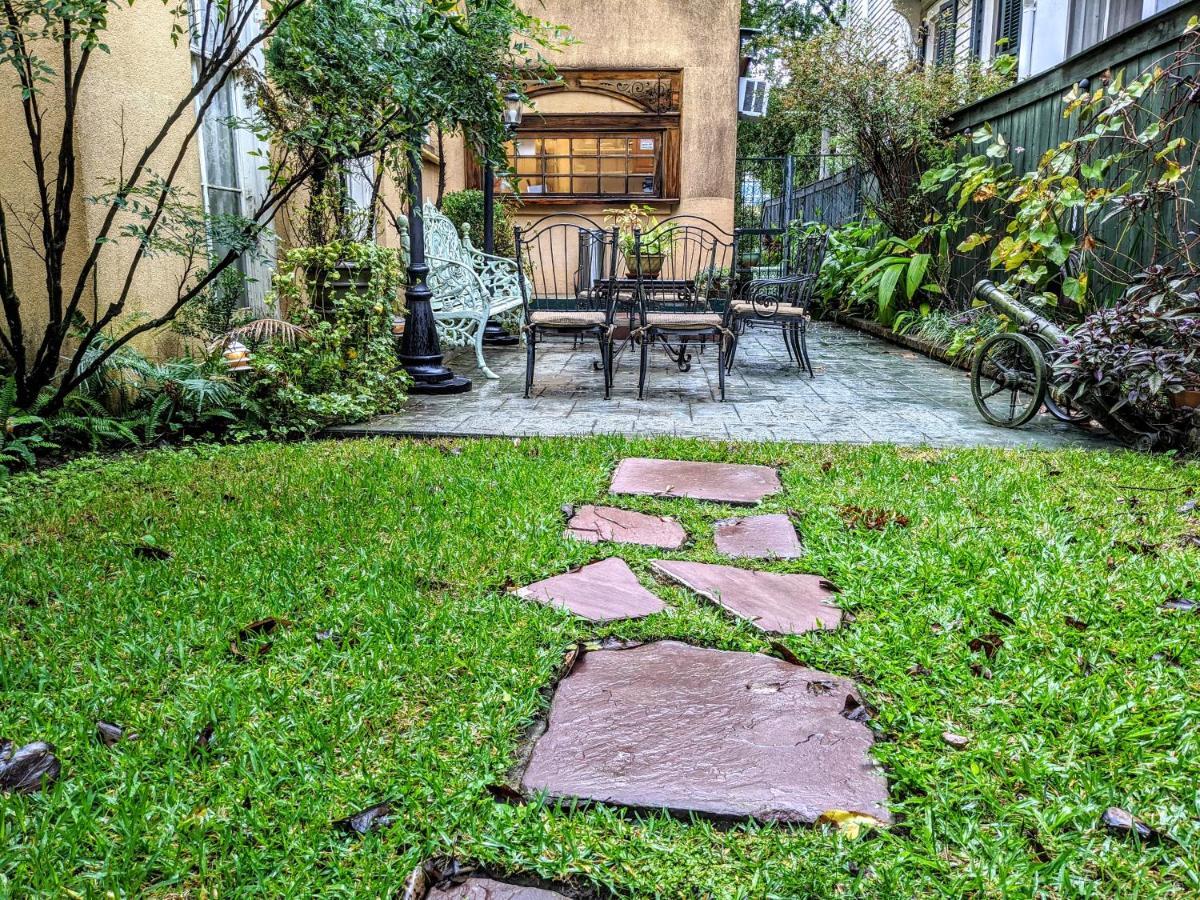 Parisian Courtyard Inn นิวออร์ลีนส์ ภายนอก รูปภาพ