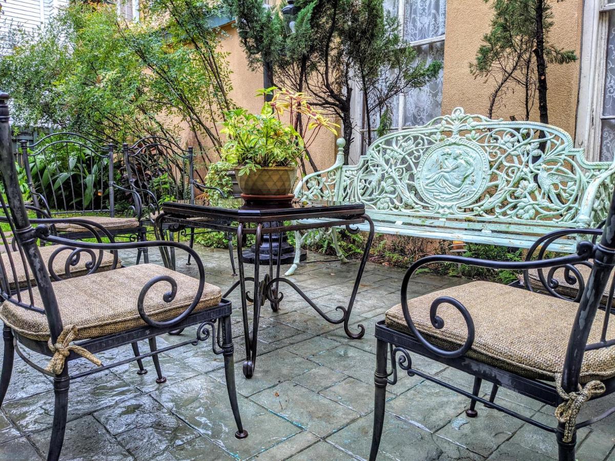 Parisian Courtyard Inn นิวออร์ลีนส์ ภายนอก รูปภาพ