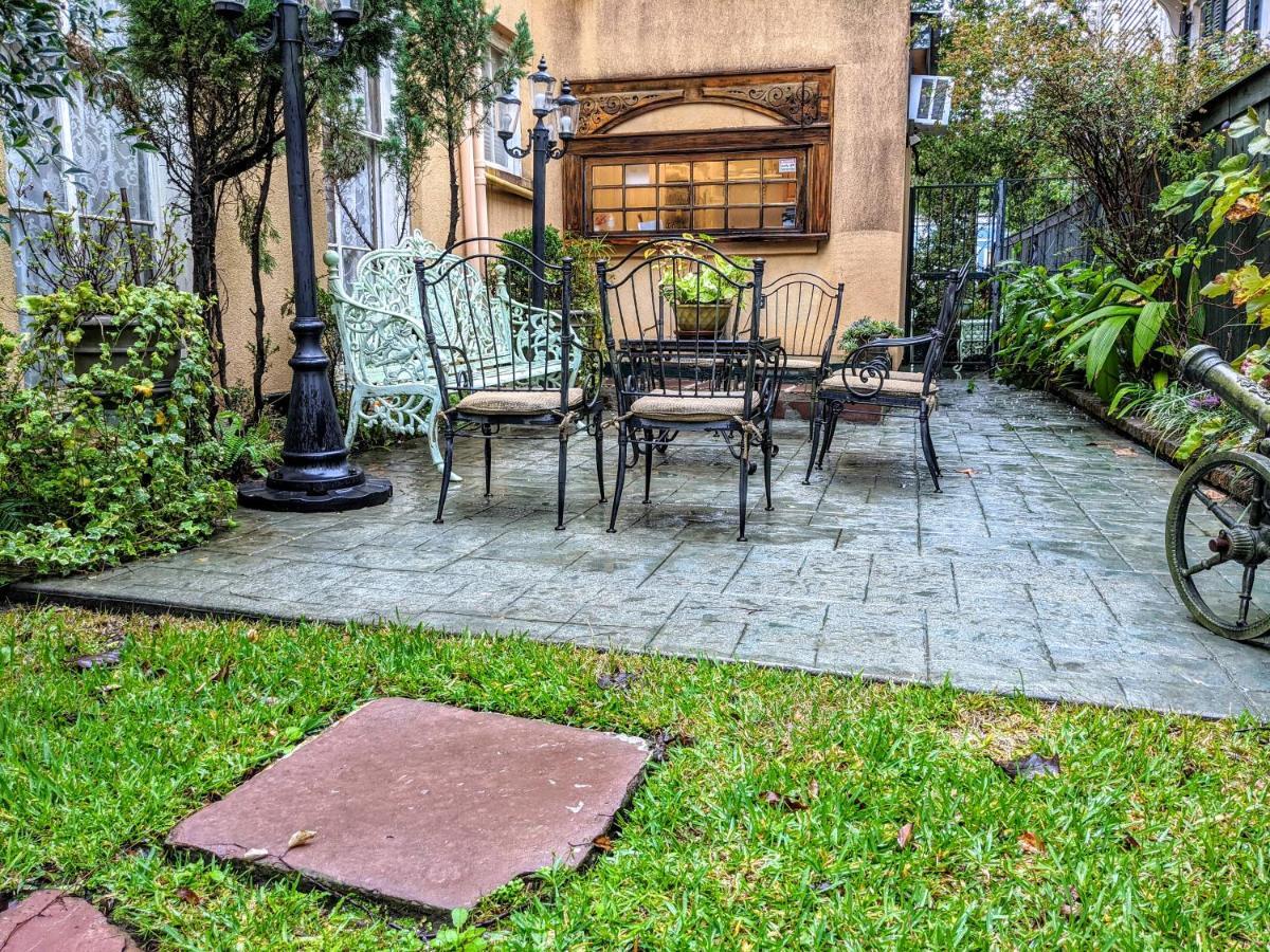 Parisian Courtyard Inn นิวออร์ลีนส์ ภายนอก รูปภาพ